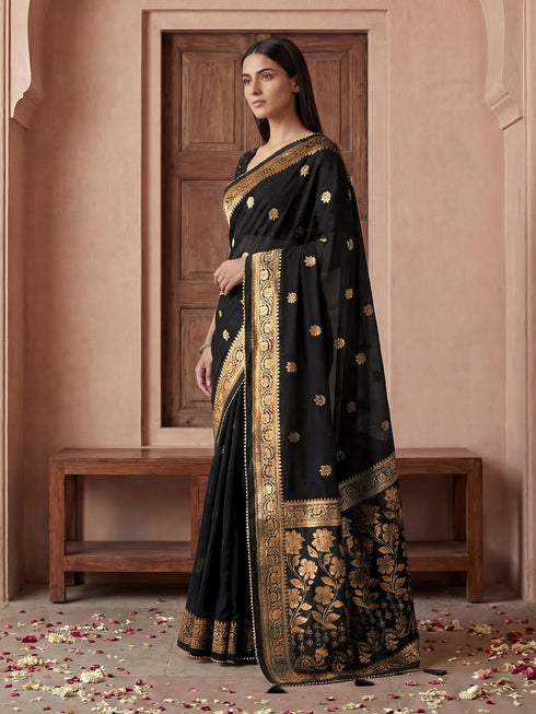 Vasthrlay Georgette Printed Unstitched Maroon Saree