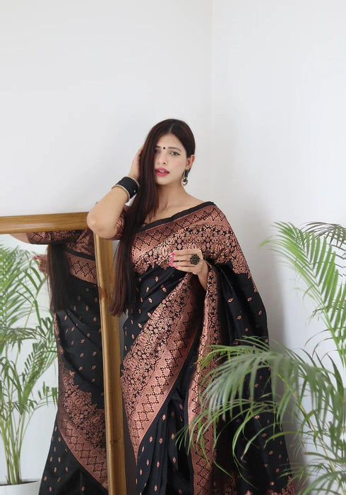 Vasthrlay Kanjivaram Traditional Unstitched Saree