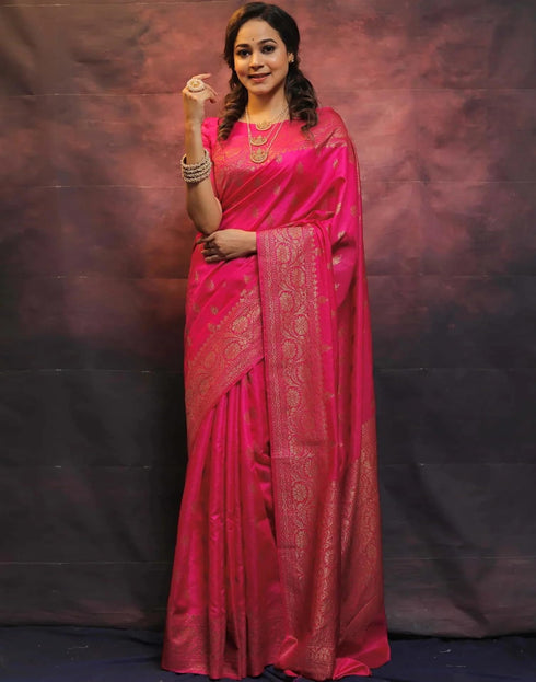 Vasthrlay Banarasi Saree