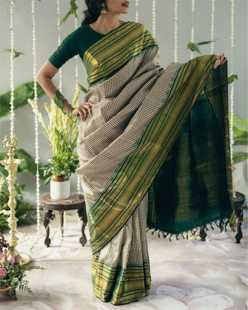 Vasthrlay Kanjivaram Saree