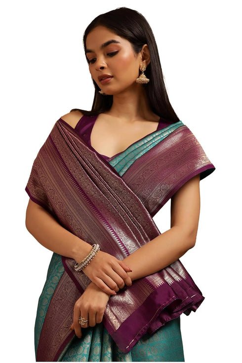 Vasthrlay Blend Woven Saree