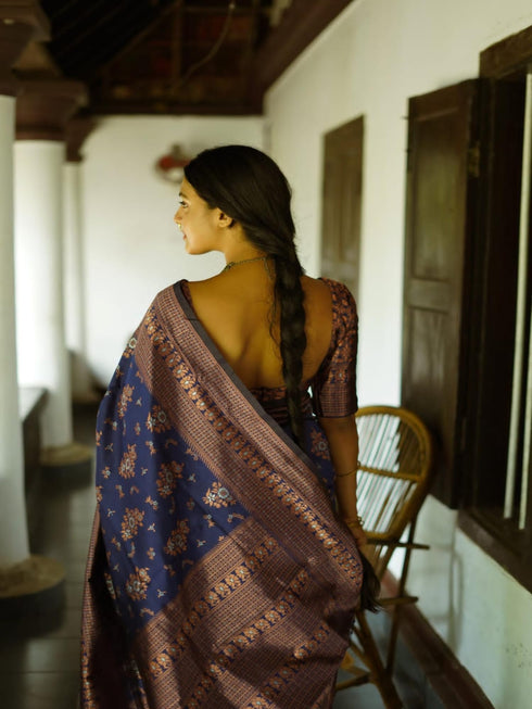Vasthrlay Banarasi Border Saree