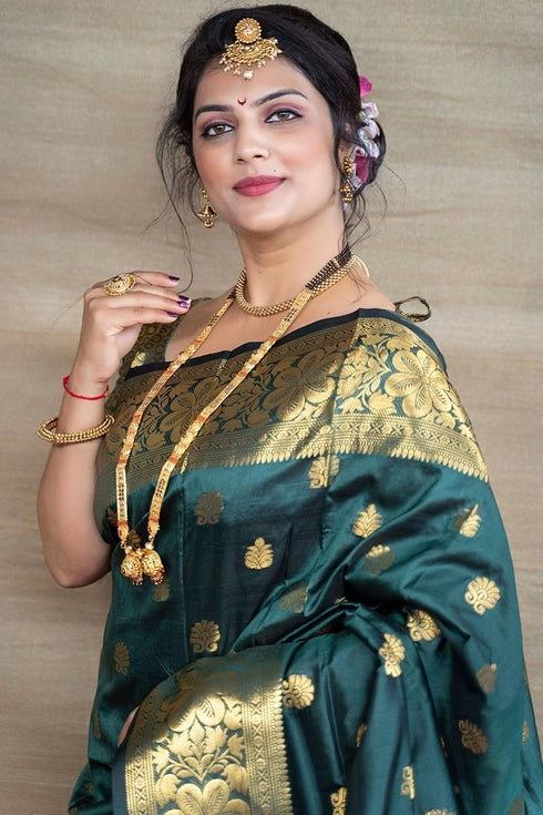 Vasthrlay Banarasi Kanjivaram Wedding