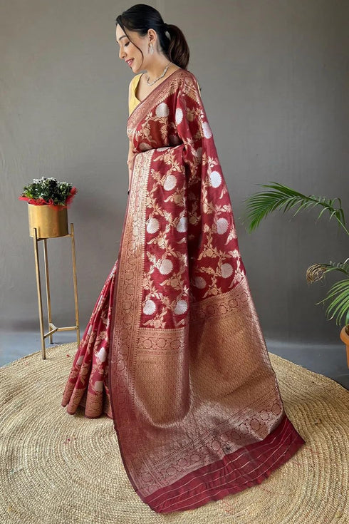 Vasthrlay Banarasi Unstitched Saree