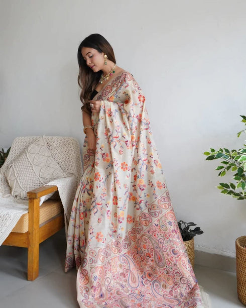 Vasthrlay Designer Saree