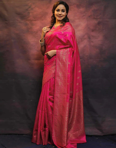 Vasthrlay Banarasi Saree