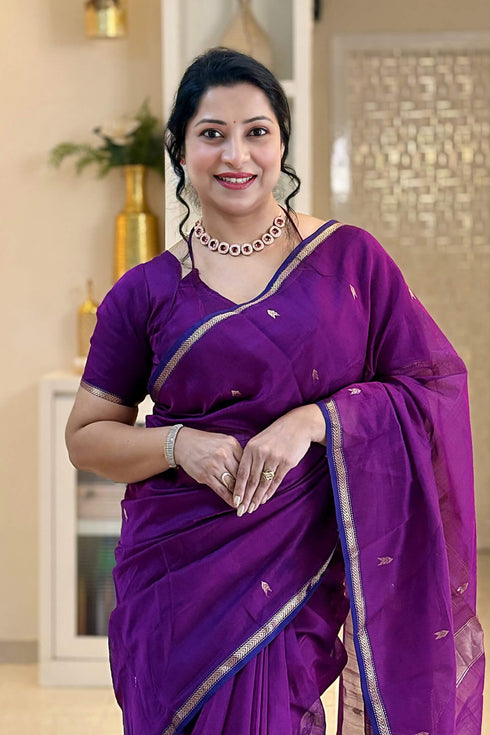 Vasthrlay Unstitched Saree