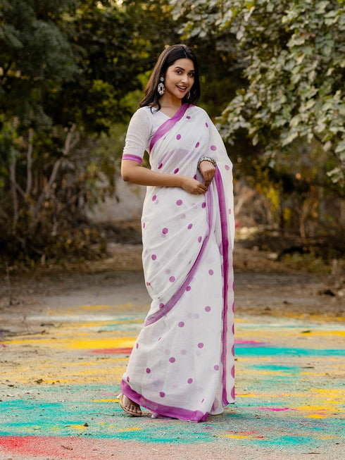 Vasthrlay Womens Printed Unstitched Off White Saree