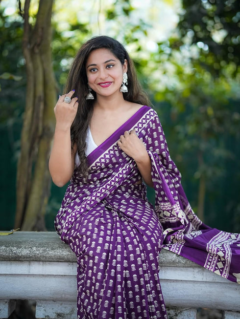 Vasthrlay Elegant Printed Designer Festival