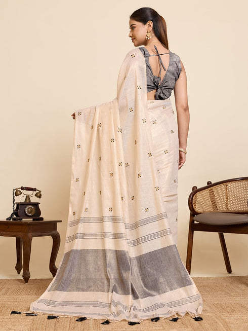 Vasthrlay Premium Embroidery Beautiful Attached