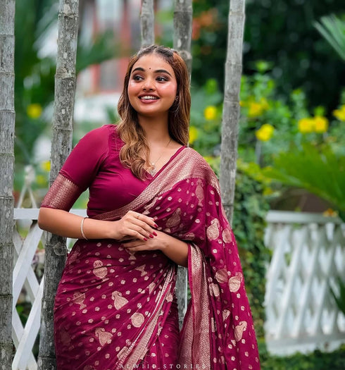 Vasthrlay Pink Kanjivaram Wedding Saree