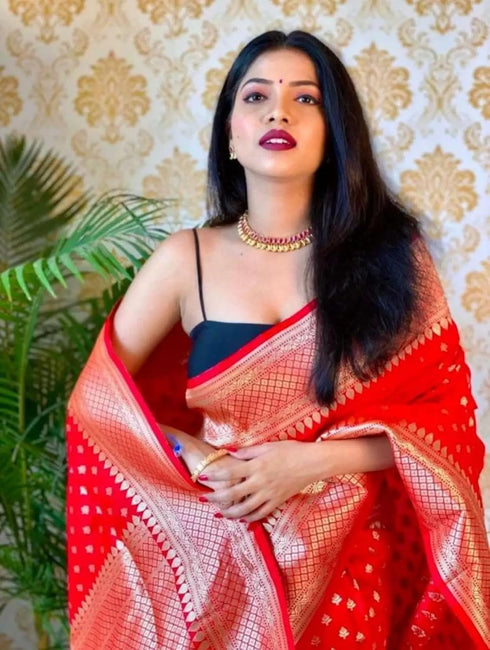 Vasthrlay Saree Wear Party Collections