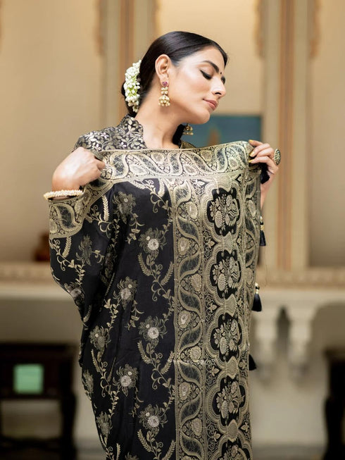Vasthrlay Kanjivaram Saree