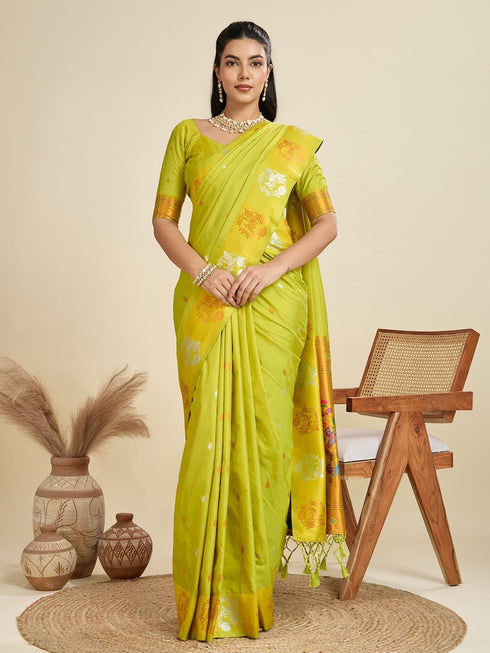 Vasthrlay Banarasi Jacquard Paithani