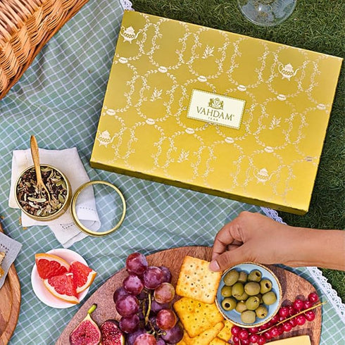 Vahdam Tea Glow Assorted Teas Gift