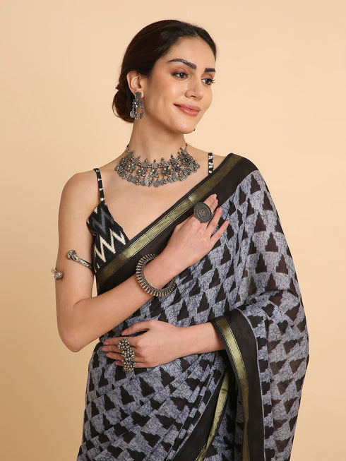 Vasthrlay Lightweight Breathable Traditional Printed Saree