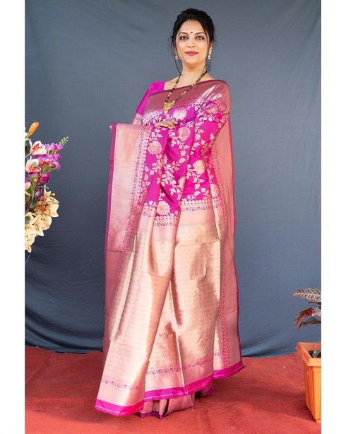 Vasthrlay Traditional Unstitched Saree