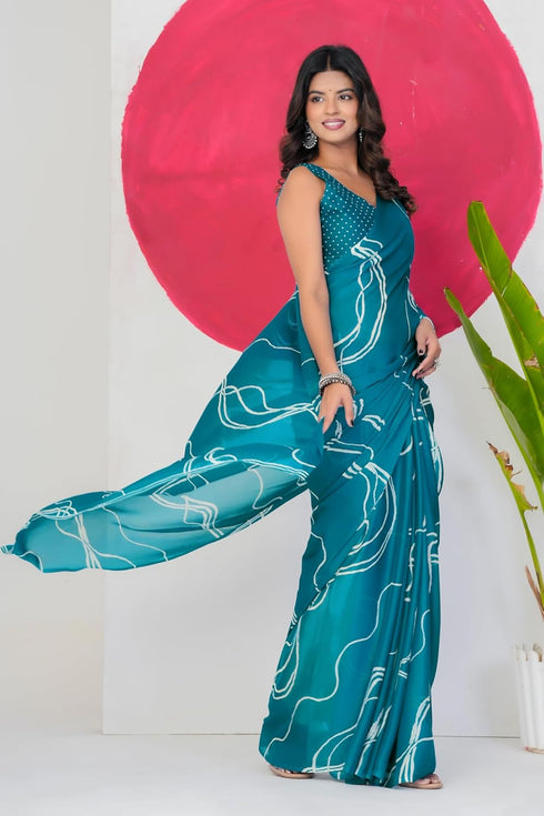 Vasthrlay Fashion Georgette Geometric Dusty Ethnic Wear