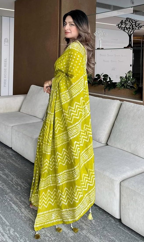 Vasthrlay Trendy Printed Lightweight Festive