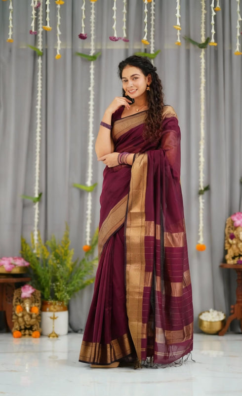 Vasthrlay Traditional Unstitched Saree
