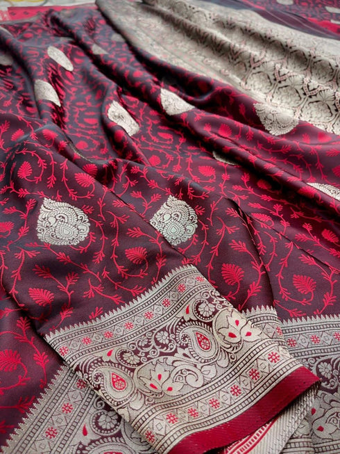 Vasthrlay Saree