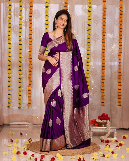 Vasthrlay Banarasi Saree