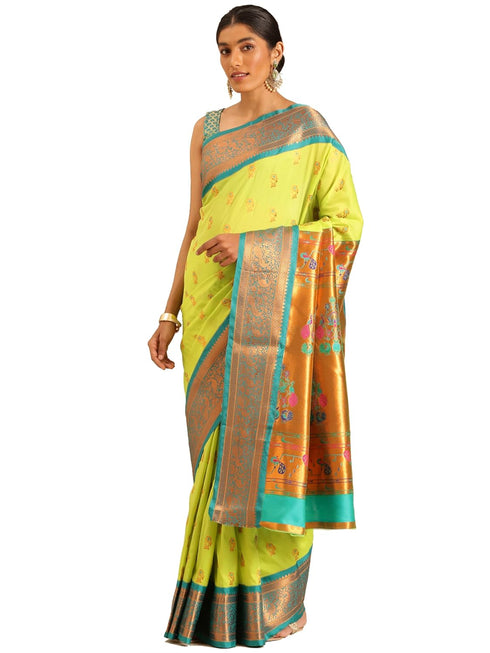 Vasthrlay Pheshwai Bottle Saree