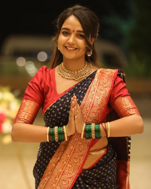 Vasthrlay Wedding Saree