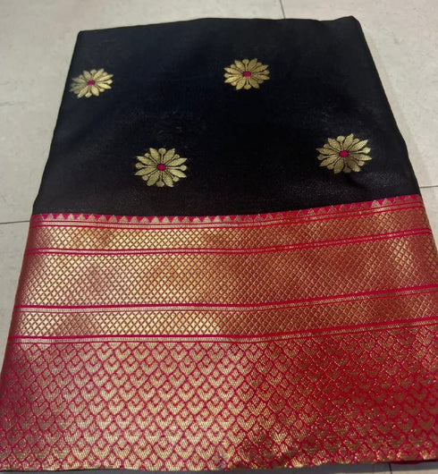 Vasthrlay Banarasi Saree