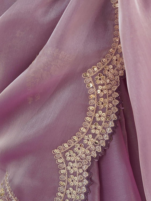 Vasthrlay Embroidered Black Saree