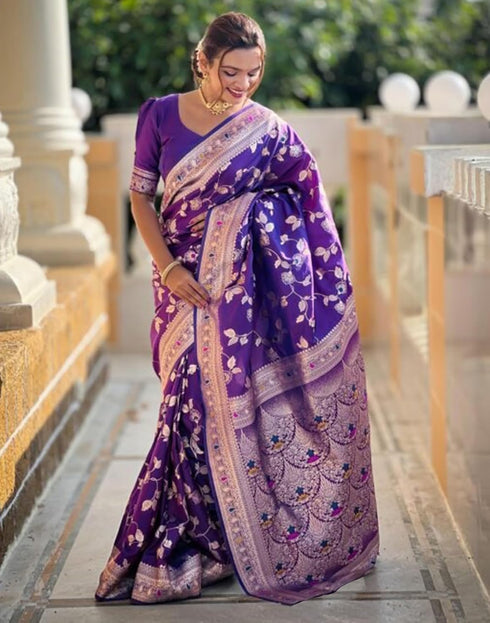 Vasthrlay Jacquard Kanjivaram Unstitched Cream Saree