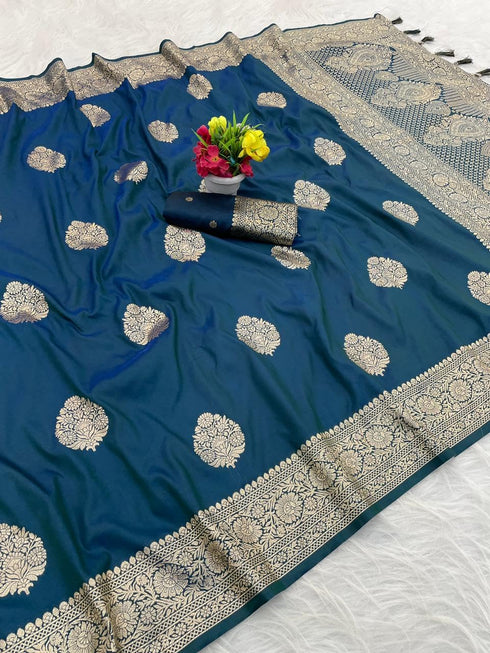 Vasthrlay Banarasi Kanjivaram