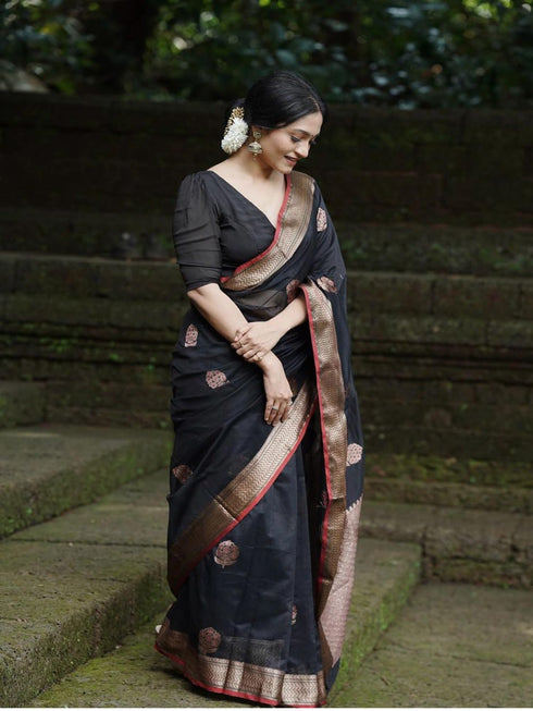 Vasthrlay Banarasi Traditional Unstitched Saree