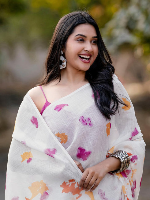 Vasthrlay Womens Printed Unstitched Off White Saree
