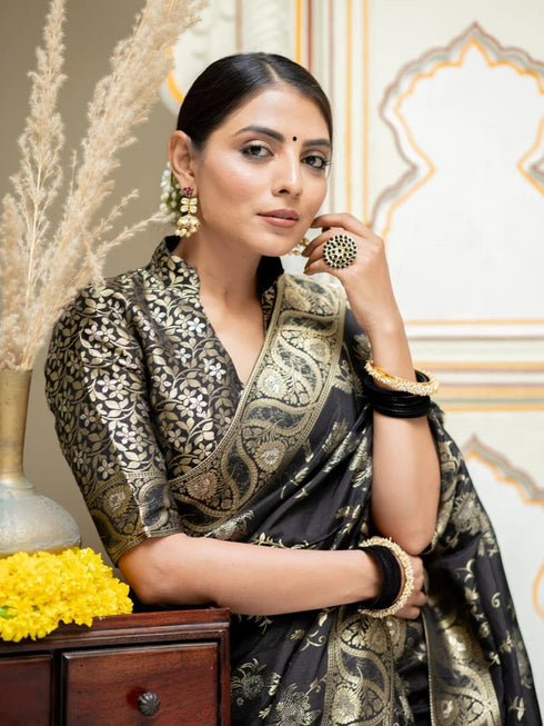 Vasthrlay Kanjivaram Saree