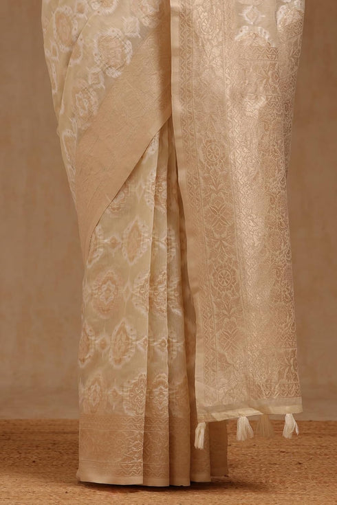 Vasthrlay Cream Linen Design
