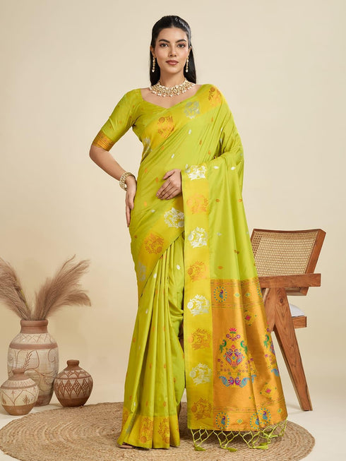 Vasthrlay Banarasi Jacquard Paithani