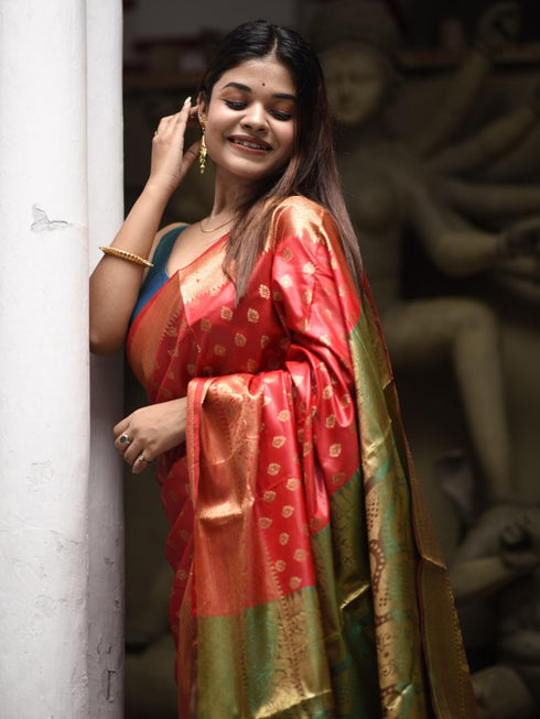 Vasthrlay Green Banarasi Saree