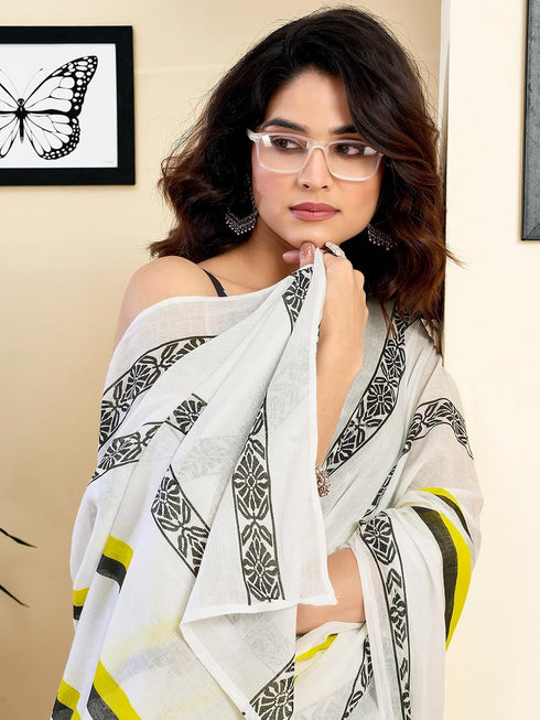 Vasthrlay Womens Printed White Saree With Black Unstitched Blouse Piece