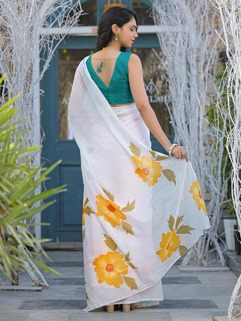 Vasthrlay Printed White Saree