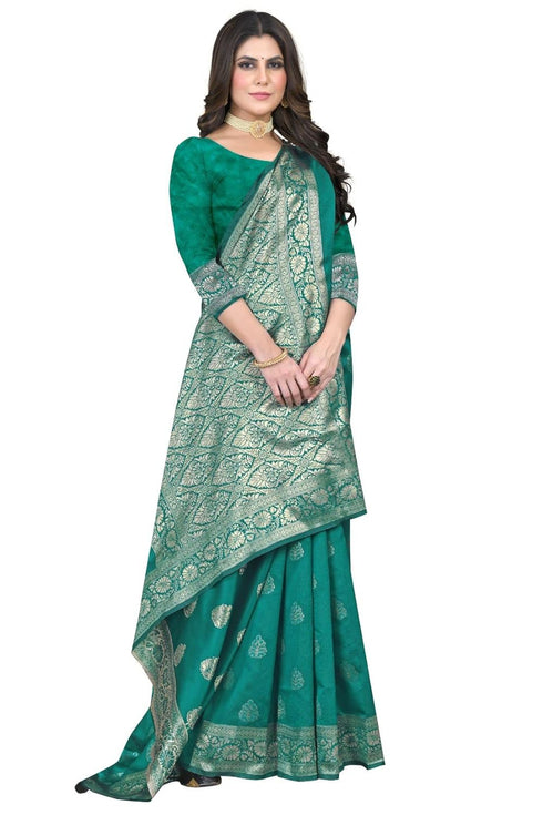 VasthrlayWomen's Green Kanchipuram Saree