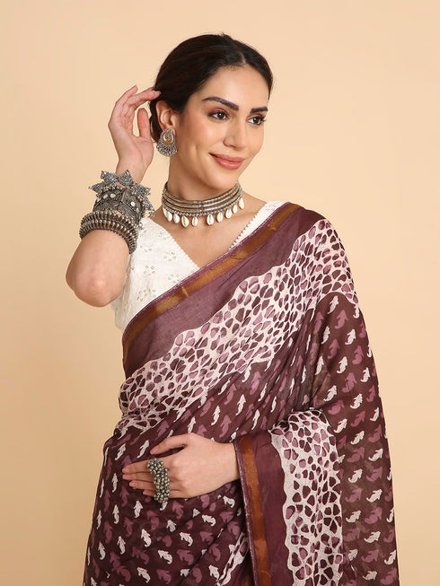 Vasthrlay Lightweight Breathable Traditional Printed Saree