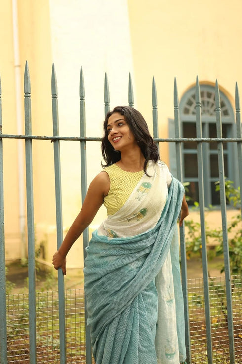 Vasthrlay Unstitched Blouse Traditional Design
