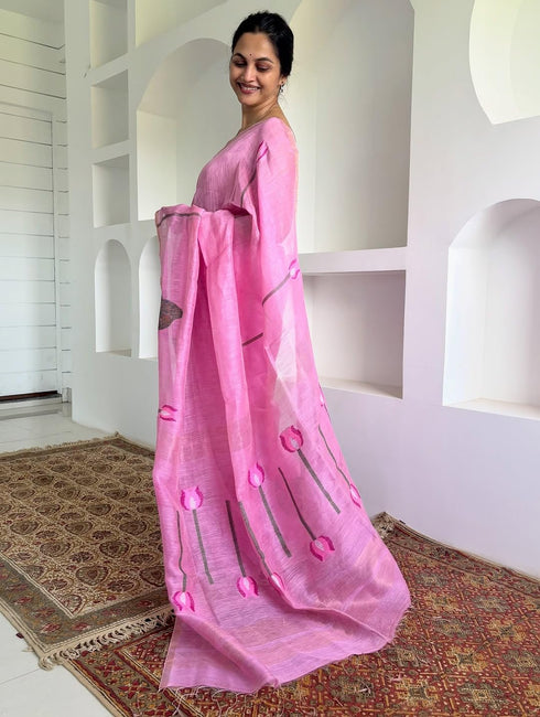 Vasthrlay Elegant Minimal Floral Lightweight