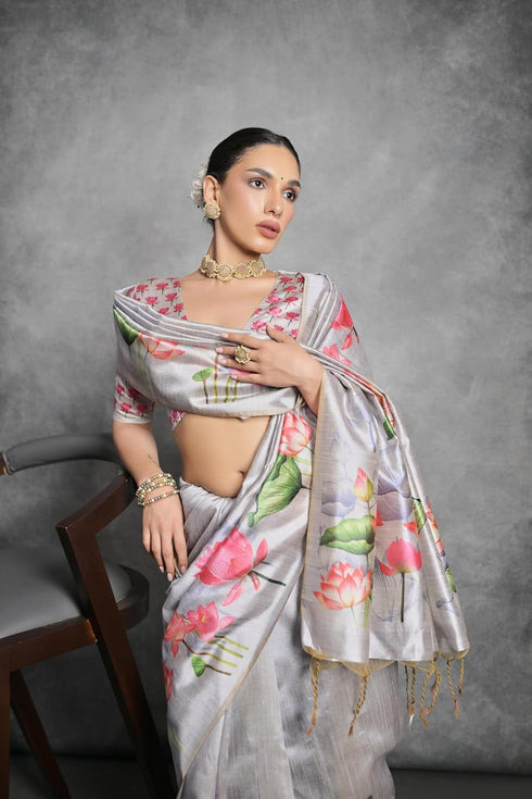 Vasthrlay Tussar Silk Saree