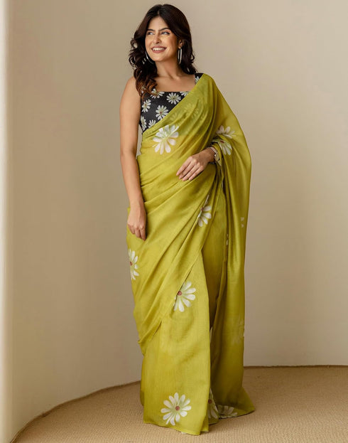 Vasthrlay Womens Cotton Printed Green Saree