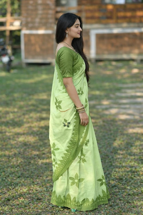 Vasthrlay Printed Lightweight Traditional Unstitched
