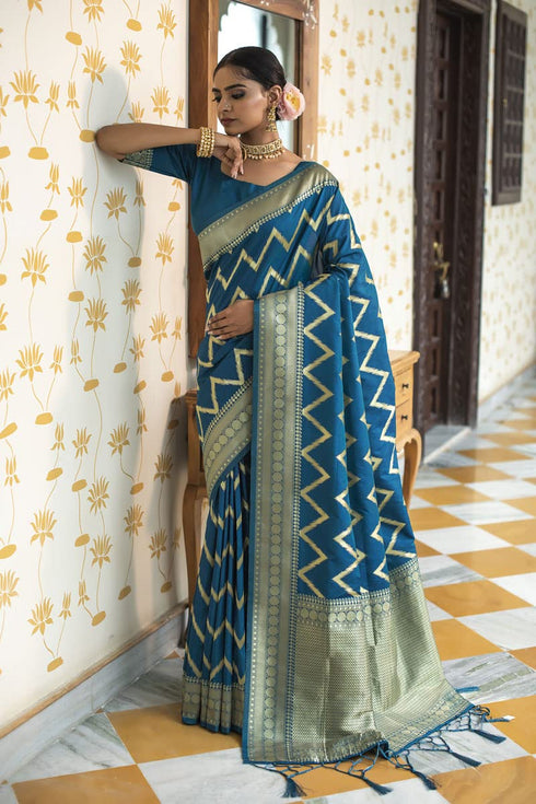 Vasthrlay Banarasi Designer Saree