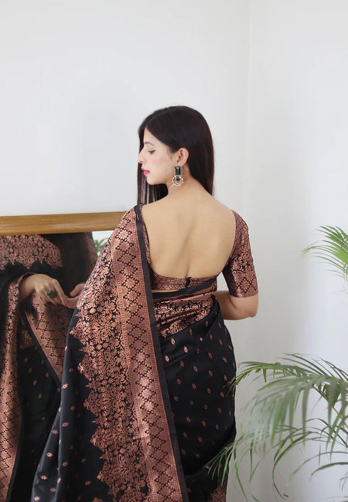 Vasthrlay Kanjivaram Traditional Unstitched Saree