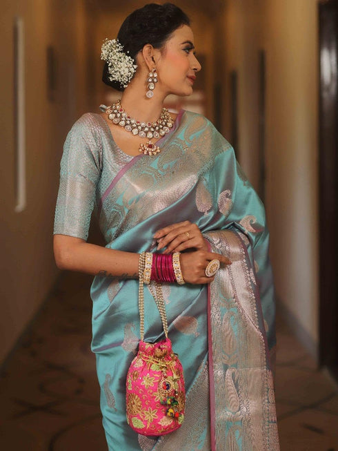 Vasthrlay Kanjivaram Saree